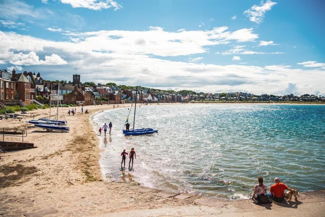 3 Bedroom Holiday Home, Seton Sands, Edinburgh, Family Friendly, Dog Friendly, Sleeps 8 Port Seton Екстериор снимка